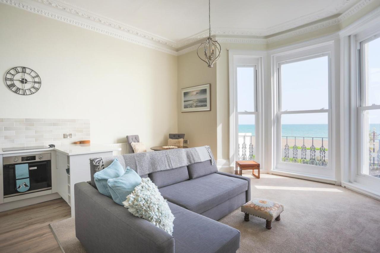 Seaways Apartment เวอร์ทิง ภายนอก รูปภาพ